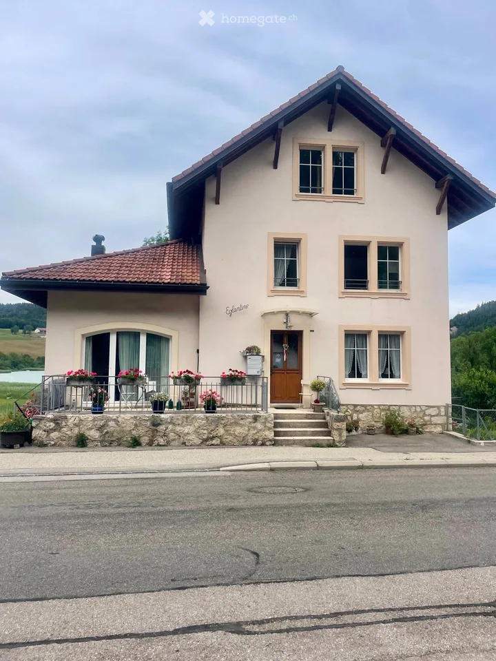 Zweizimmerwohnung Charbonnières