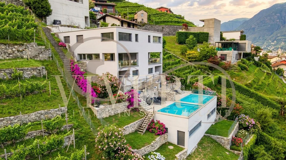 VILLA CON PISCINA E VISTA SPETTACOLARE A SEMENTINA