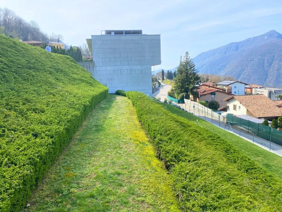 COSTRUISCI LA TUA CASA VISTA LAGO