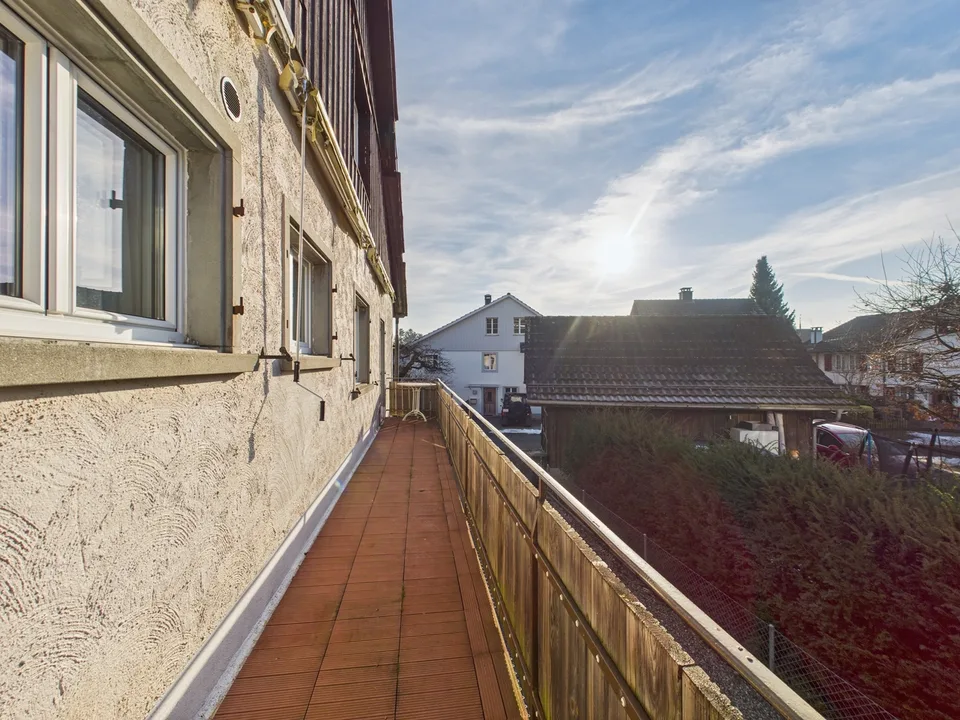 Exklusive Lage 5.5-Zimmer Reihenhaus Volketswil