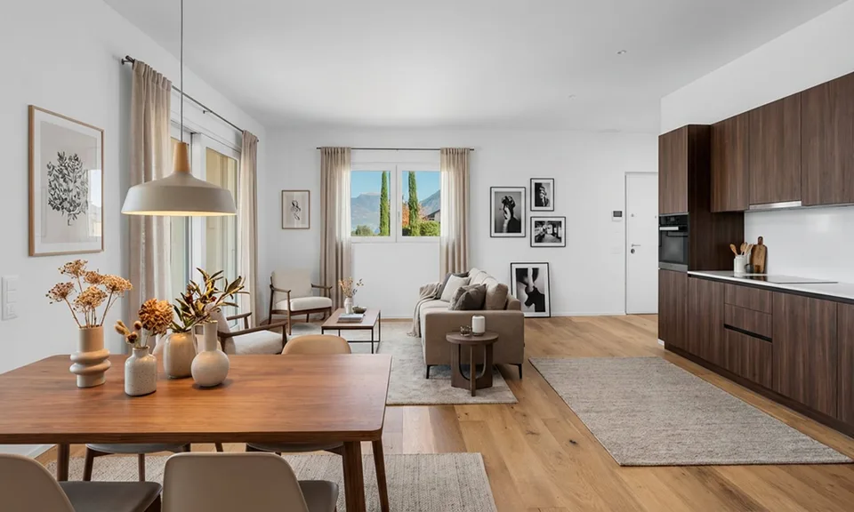 Gelegenheit R2B - 4.5 Zimmer mit Garten und Seeblick in Brusino