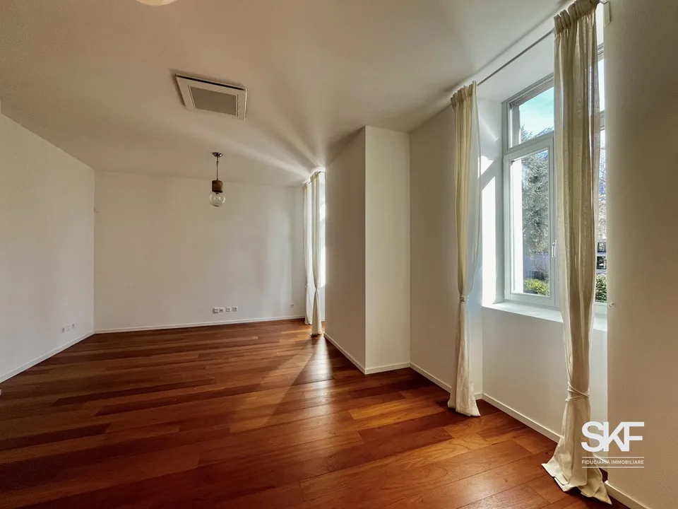 LUGANO - GROßZÜGIGES UND EXKLUSIVES 2.5-ZIMMER-WOHNUNG ZUM VERKAUF – Foto 3 von 13