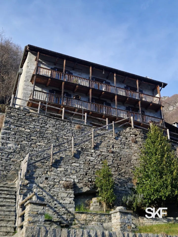 VOCAGLIA - SCHÖNES RUSTIKALES APPARTMENT ZUM VERKAUF – Foto 12 von 12