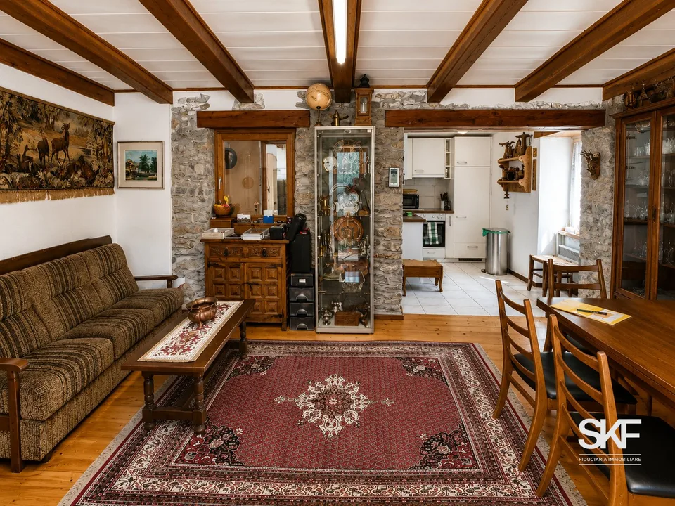 VOCAGLIA - SCHÖNES RUSTIKALES APPARTMENT ZUM VERKAUF – Foto 3 von 12