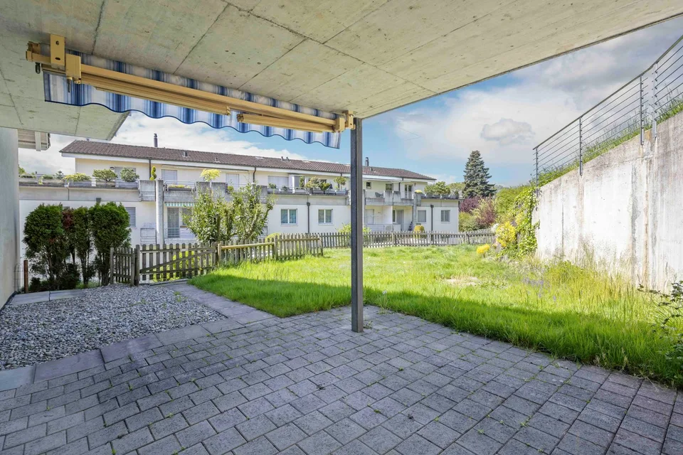 Semidetached house attraente in posizione centrale con riserve di terreno preziose
