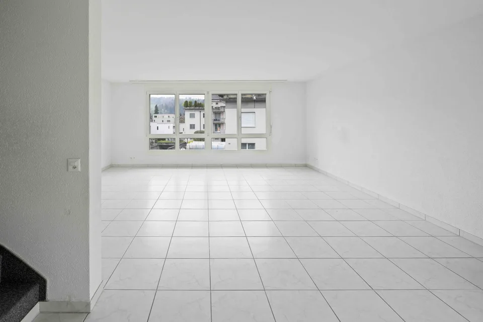 Semidetached house attraente in posizione centrale con riserve di terreno preziose
