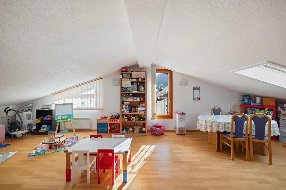 Duplex mit 5.5 Zimmern in Saxon – Foto 7 von 8