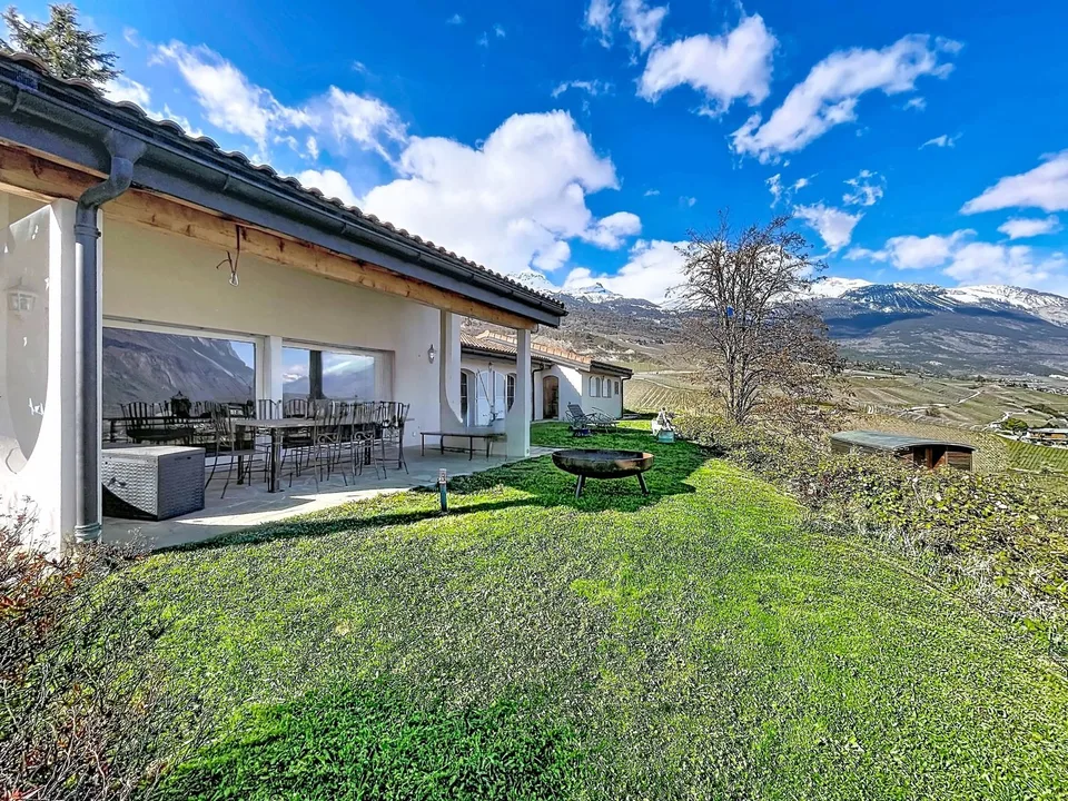 Élégante villa contemporaine