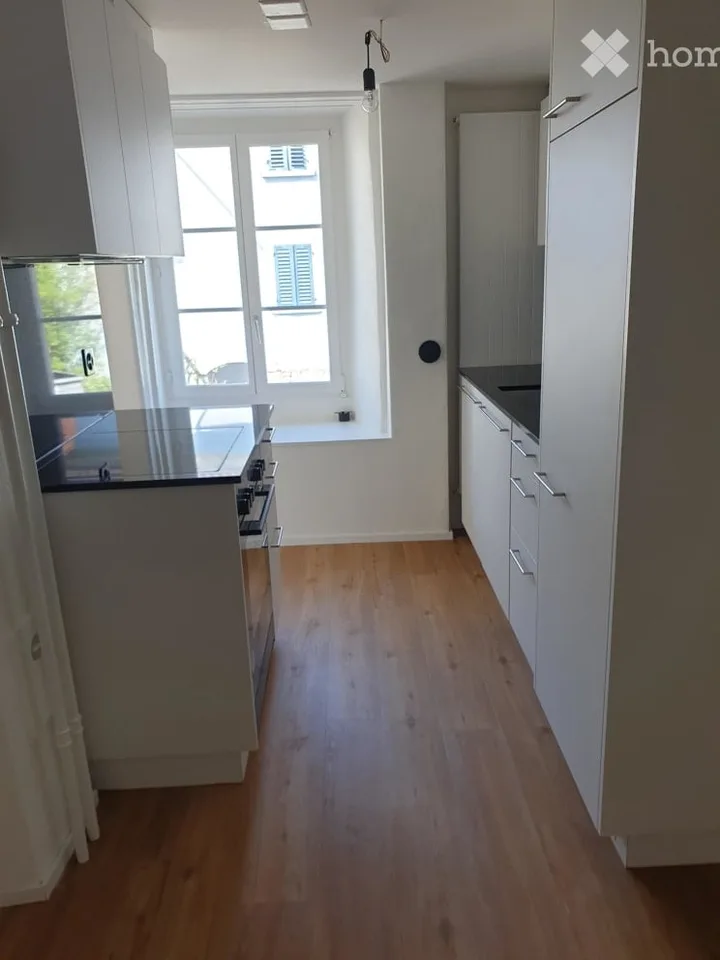 Gewerbe / Büro / Atelier / Ladenfläche