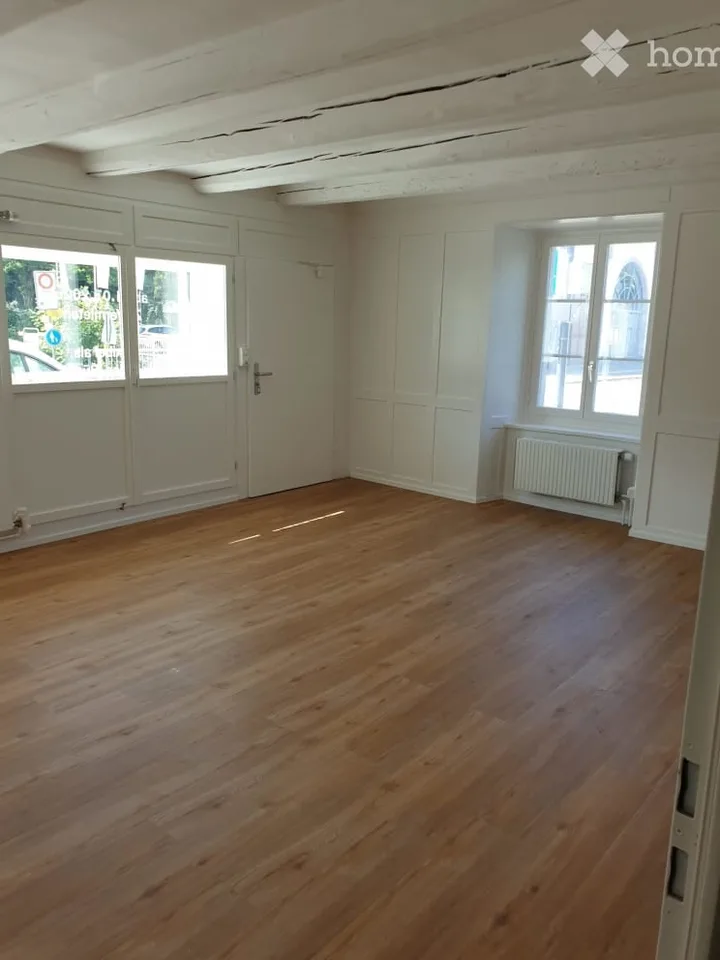 Gewerbe / Büro / Atelier / Ladenfläche