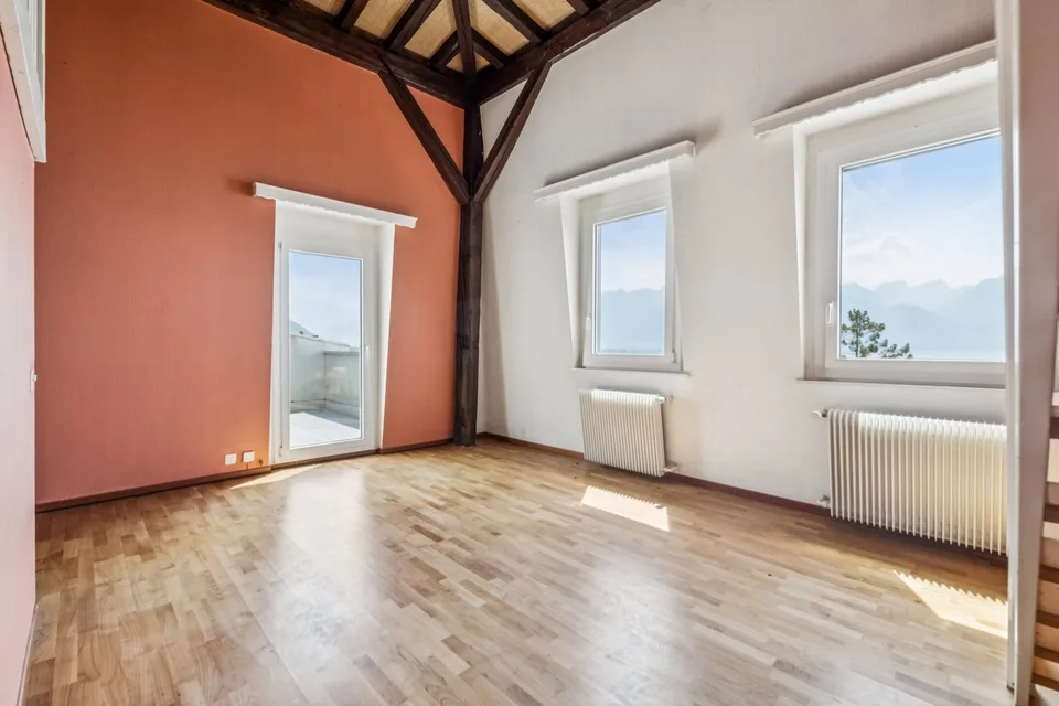 Dachgeschoß mit außergewöhnlichem Panorama