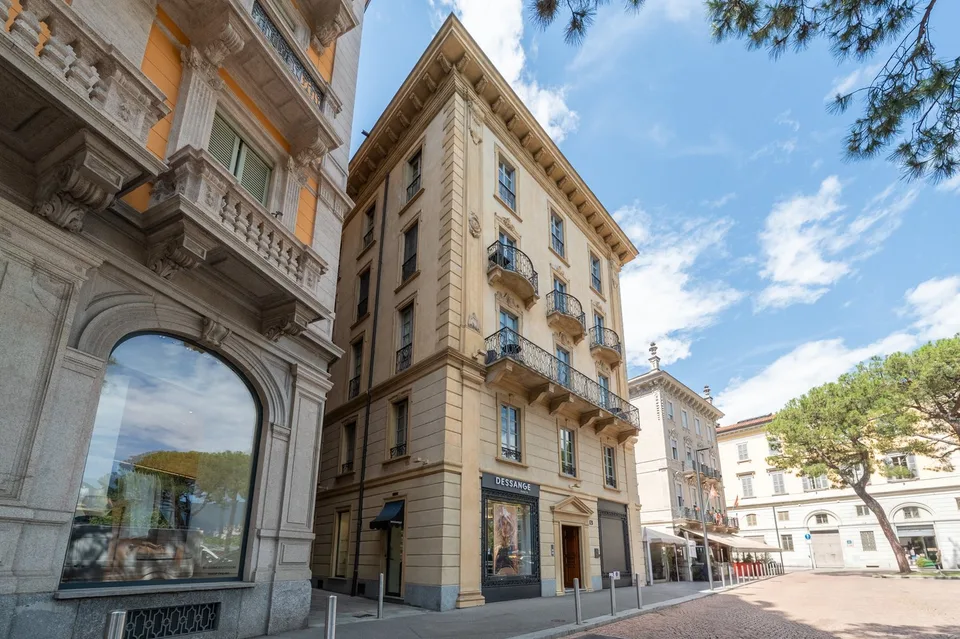 Piazza Rezzonico – Prestigiosa proprietà con vista lago nel centro storico di Lugano – foto 15 di 15