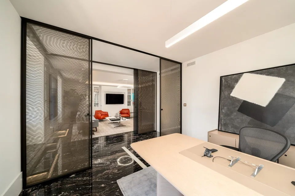 Piazza Rezzonico – Prestigiosa proprietà con vista lago nel centro storico di Lugano