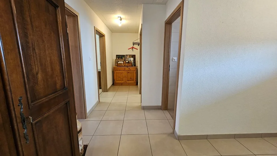 Sehr schönes 3-Zimmer-Apartment mit Tiefgarage – Foto 12 von 16