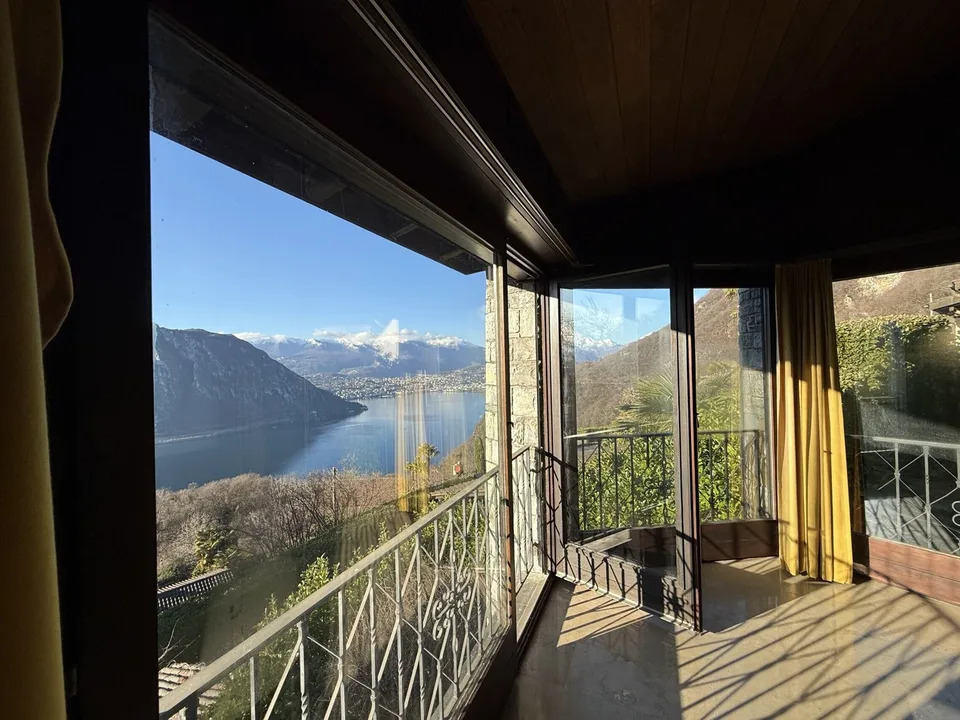 MAISON ESPACIEUSE 4,5 PIÈCES AVEC VUE IMPRENABLE SUR LE LAC À AROGNO