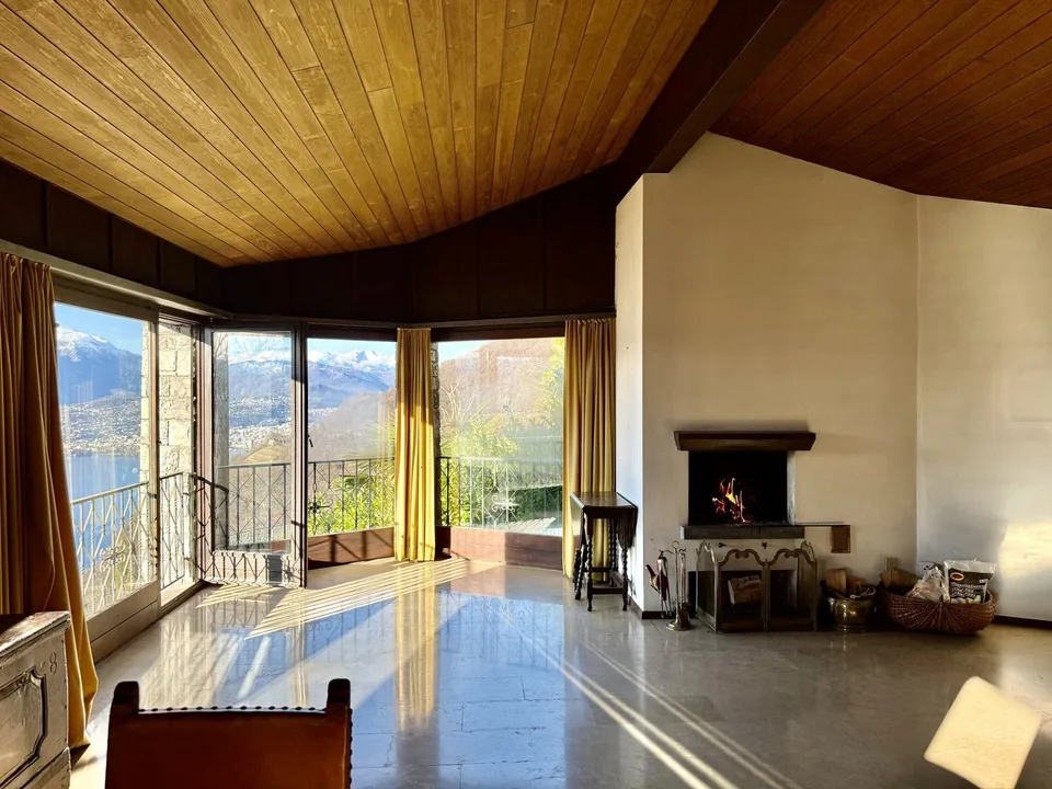 MAISON ESPACIEUSE 4,5 PIÈCES AVEC VUE IMPRENABLE SUR LE LAC À AROGNO