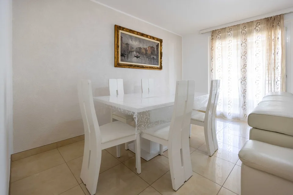 AMPIA VILLA 7.5 LOCALI COME NUOVA VISTA LAGO A CANOBBIO