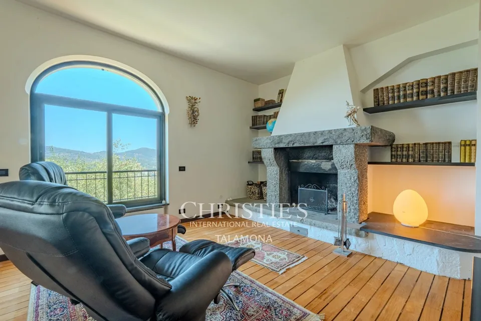 Exklusives Anwesen in Rapallo mit Pool und Meerblick – Foto 6 von 13