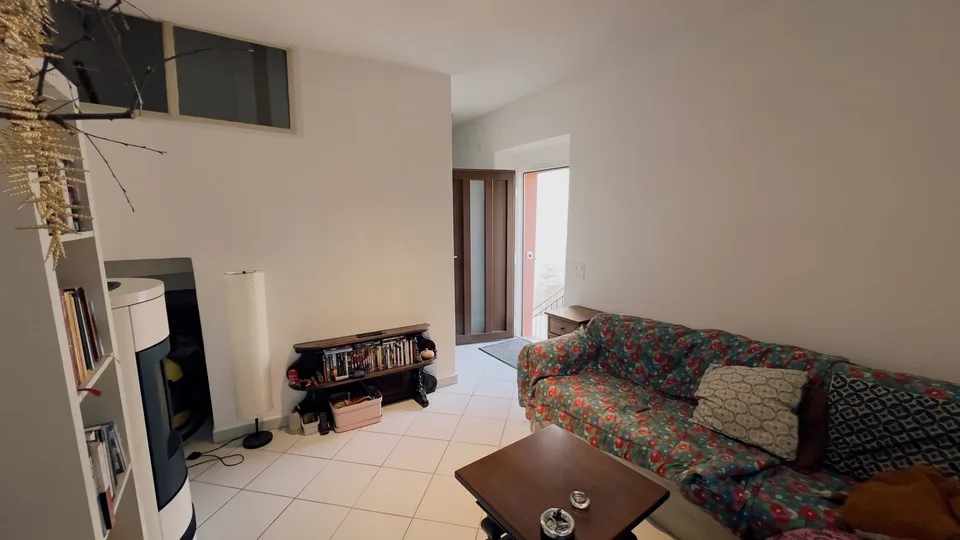 Völlig renoviertes 5-Zimmer-Haus in Miglieglia