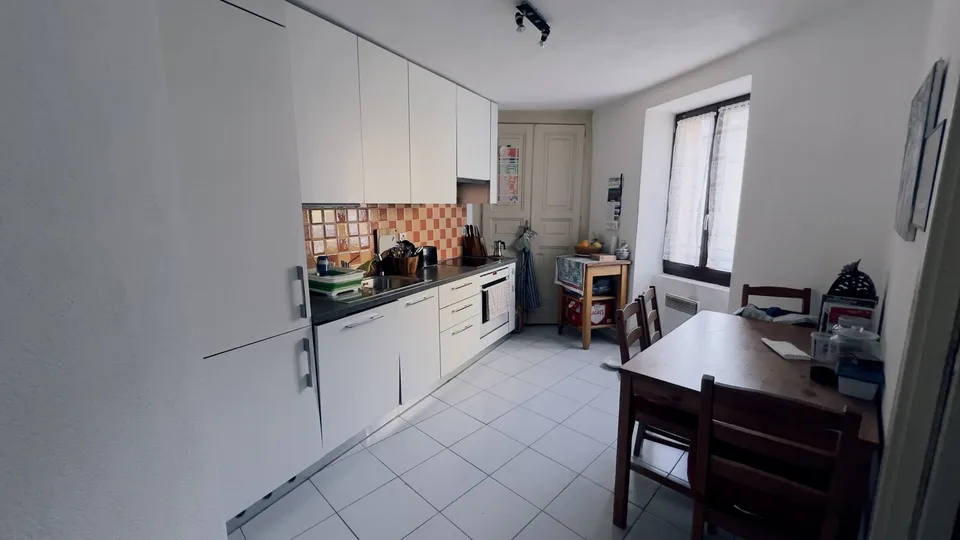 Völlig renoviertes 5-Zimmer-Haus in Miglieglia