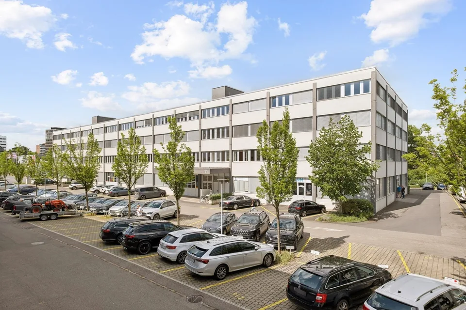 Flexible 488 m² Geschäftsfläche für Büro, Atelier, Showroom oder Lager in Cham – Foto 10 von 10
