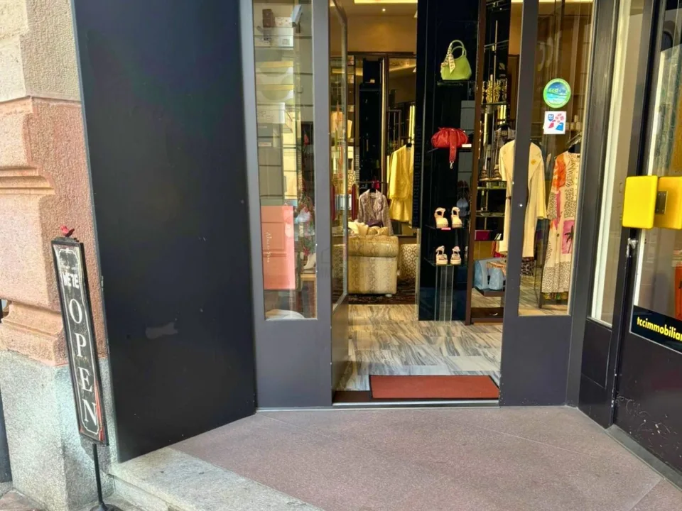CENTRALITÉ ET ÉLÉGANCE AU CŒUR DE LA VILLE, SUCCÈS ASSURÉ