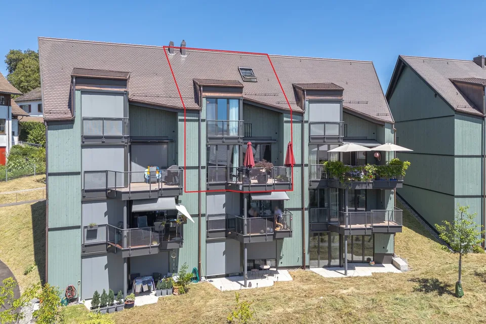 Familienfreundliche 5½ Zimmer-Minergie-Maisonette mit 2 Garagenplätzen im exklusiven Ausbaustandard – Foto 17 von 26