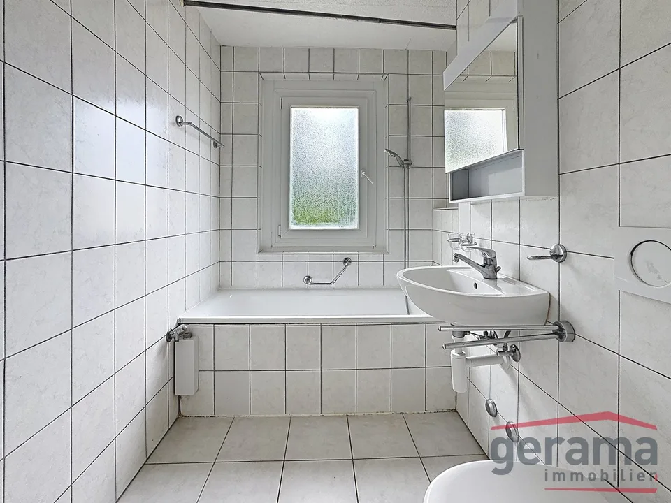 Wohnung 4.5 Zimmer im 4. Stock