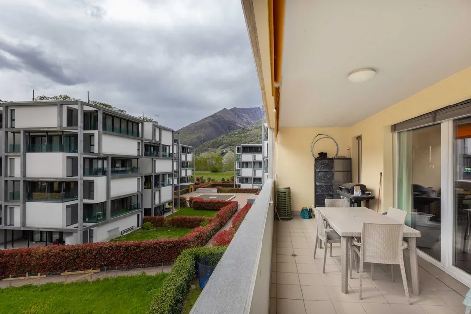 SPAZIOSO 4.5 CON BALCONE IN ZONA STRATEGICA A BELLINZONA