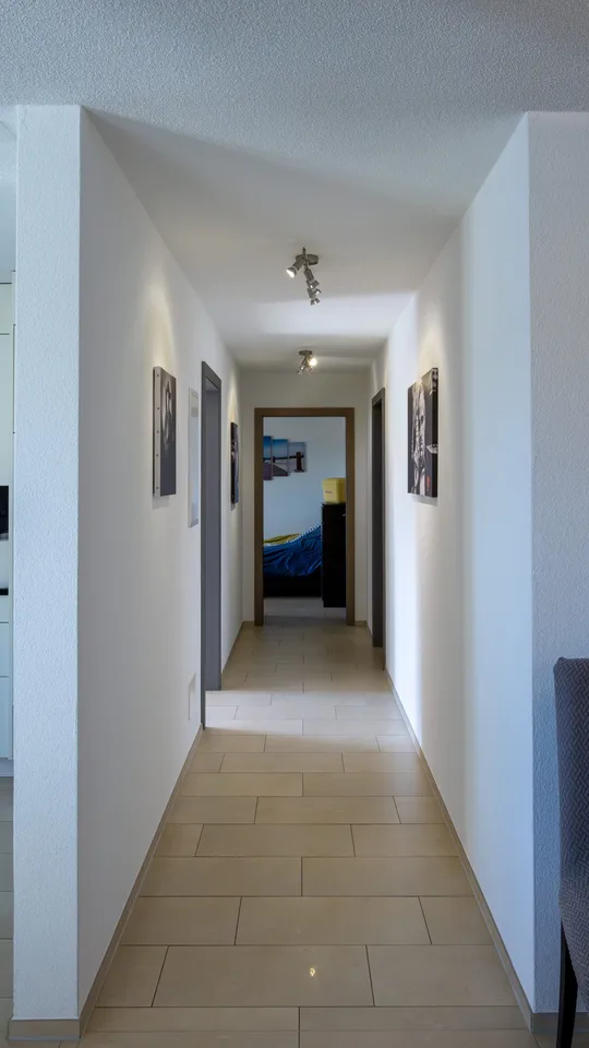 Charmant appartement 3.5 pièces avec balcon et vue imprenable à Lostorf