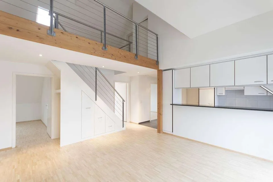 Appartement 4 1/2 pièces avec galerie à Kloten