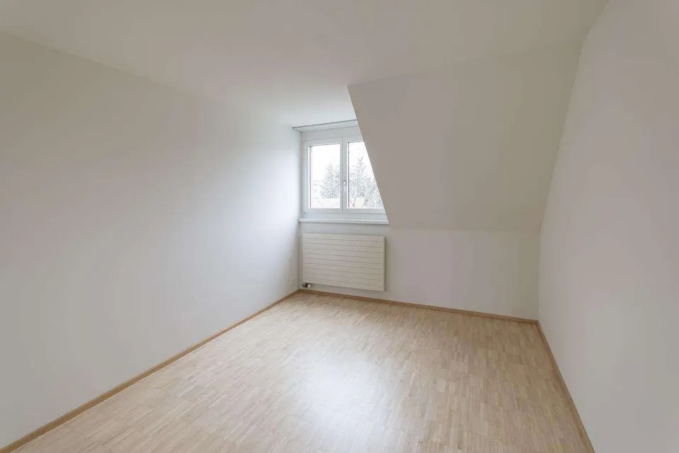 Appartement attrayant de 4,5 pièces avec galerie à Kloten – photo 7 sur 13
