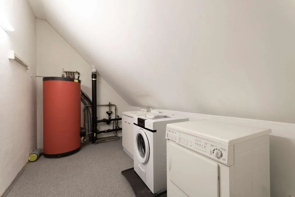 Appartement attrayant de 4,5 pièces avec galerie à Kloten – photo 12 sur 13