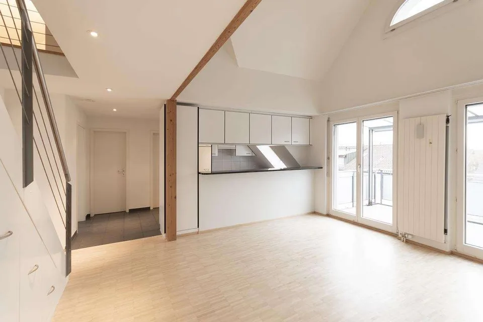 Appartement 4 1/2 pièces avec galerie à Kloten