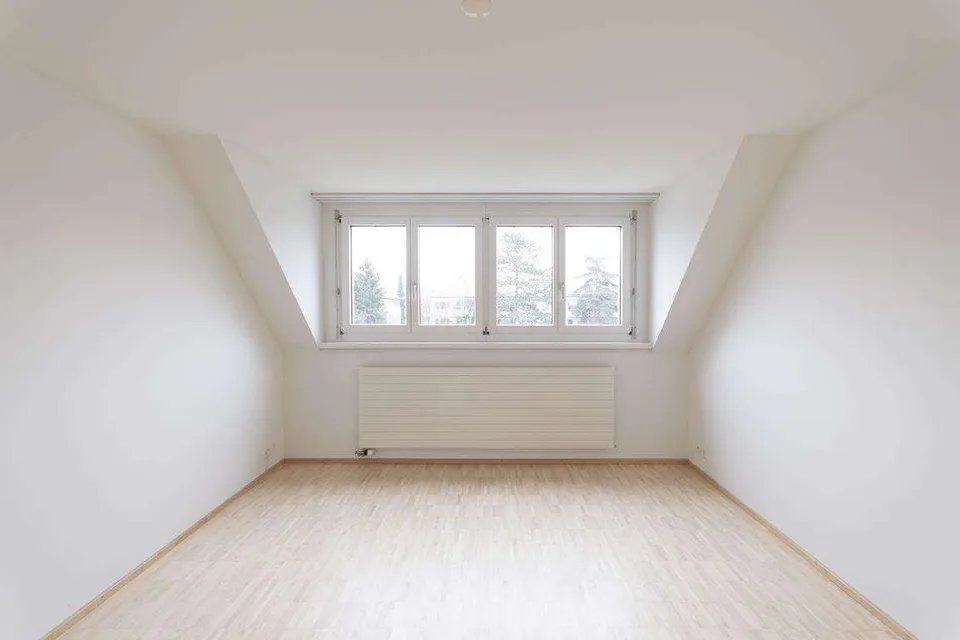 Appartement attrayant de 4,5 pièces avec galerie à Kloten – photo 9 sur 13