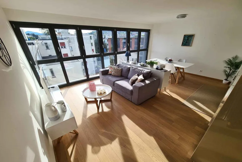 BELLISSIMO 2.5 LOCALI IN ZONA CENTRALE E SERVITA A MASSAGNO