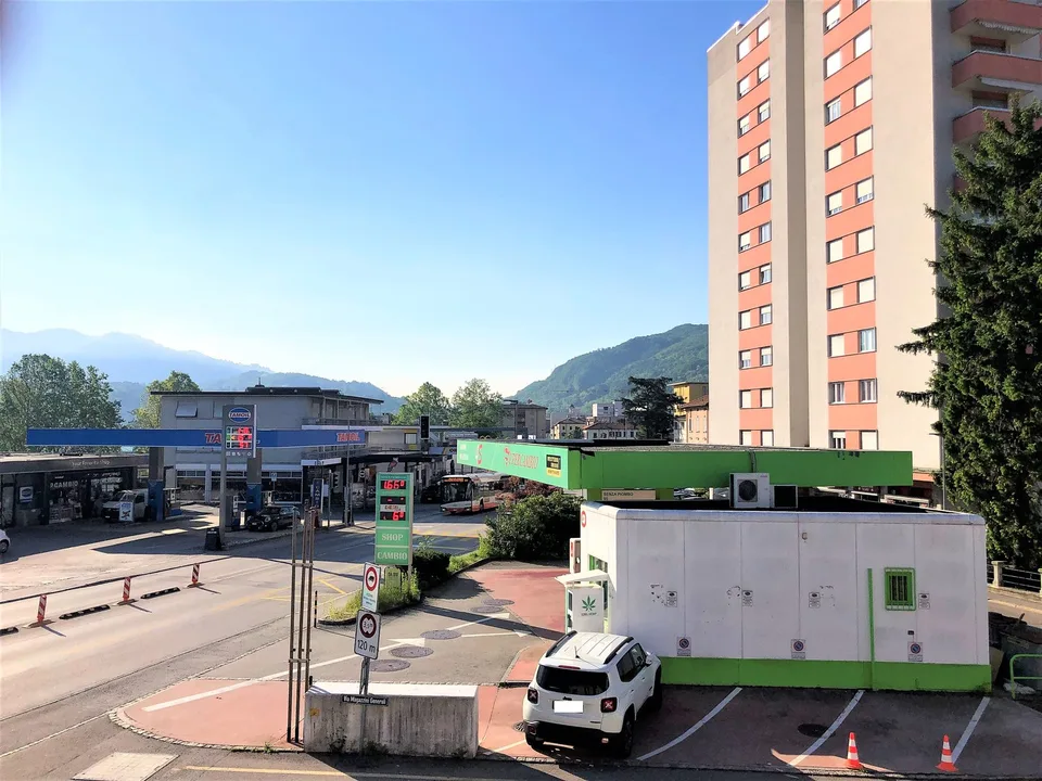 Renovierte Wohnung mit Parkplatz, keine Nebenkostenabrechnung, 1 Monat gratis – Foto 11 von 12