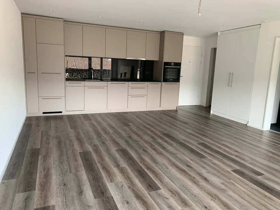 Helle 2.5-Zimmer-Wohnung mit Balkon in Pieterlen
