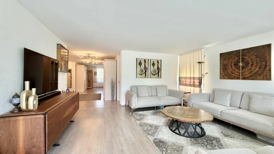 Attraktive 4.5 Zi. Wohnung an perfekter Lage in Hinterkappelen