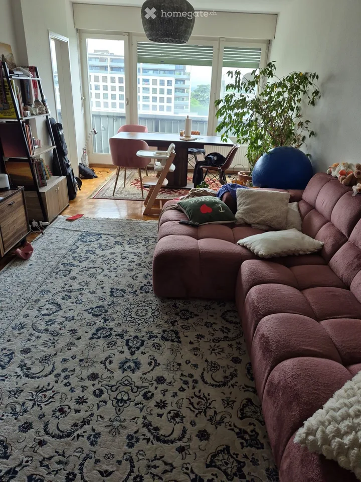Schönes Apartment mit 2 Pools zur Übernahme