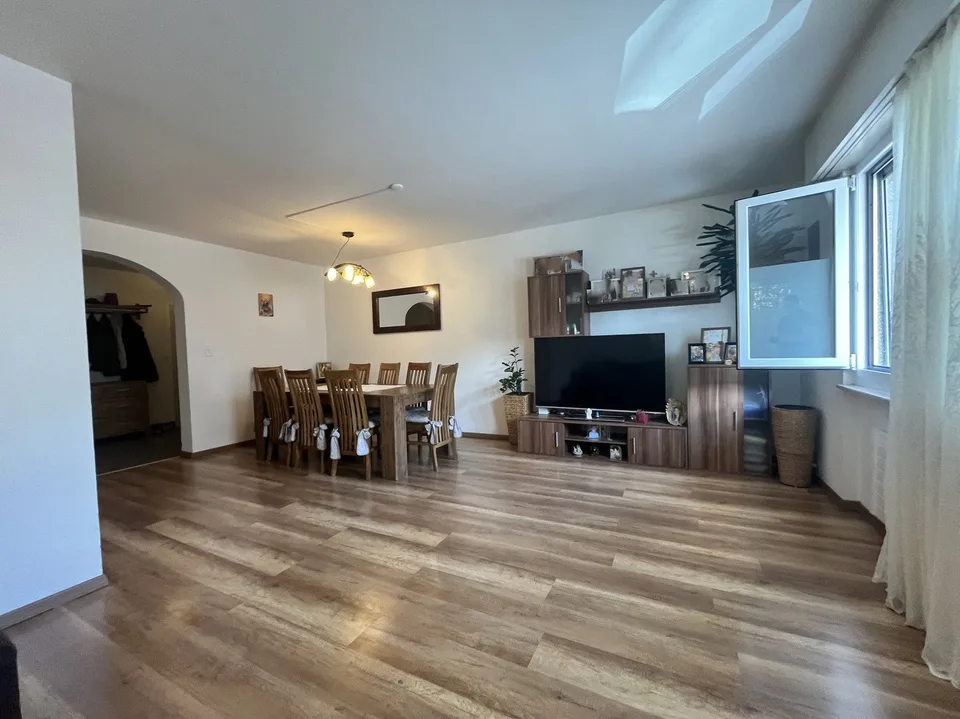 Exklusivität: 4.5-Zimmer-Wohnung und 140 m2 / Garage 30 m2 / Sierre
