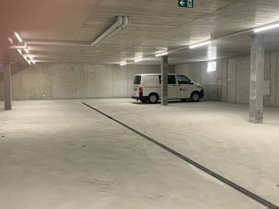Posto auto garage sotterraneo NEUHOF