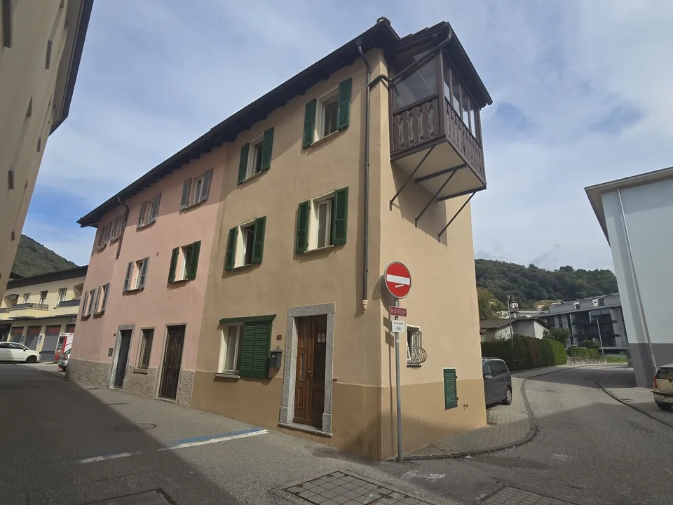 OPPORTUNITA' - CASA DI NUCLEO 3.5 LOCALI A TESSERETE