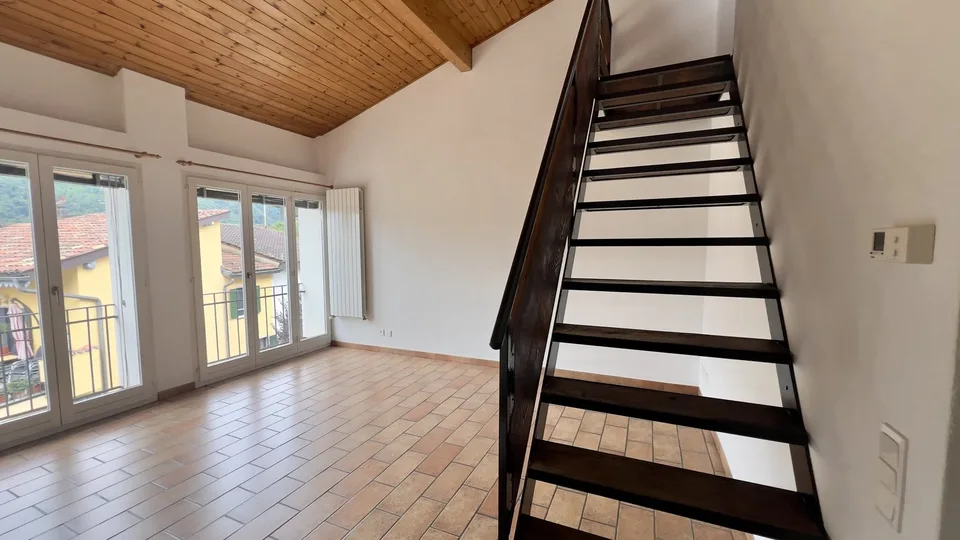 AFFARE - CONFORTEVOLE DUPLEX 3.5 LOCALI NEL CUORE DI PURASCA