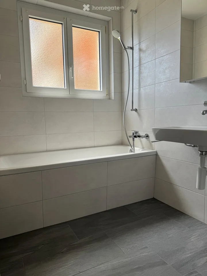Appartamento in affitto a Bevaix / 4.5 locali