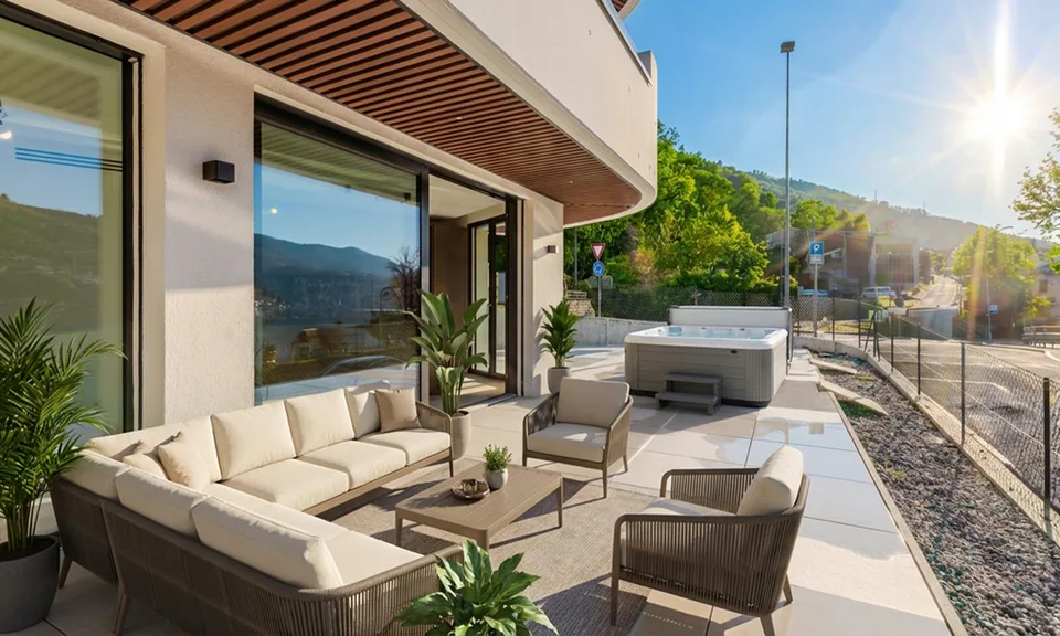 SPLENDIDA VILLA VISTA LAGO CON POSTO BARCA A BRUSINO ARSIZIO