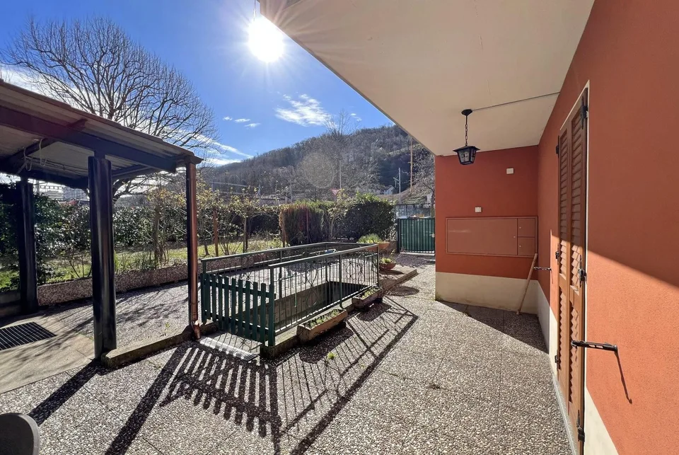 Maison unifamiliale de 4,5 pièces avec jardin à Chiasso
