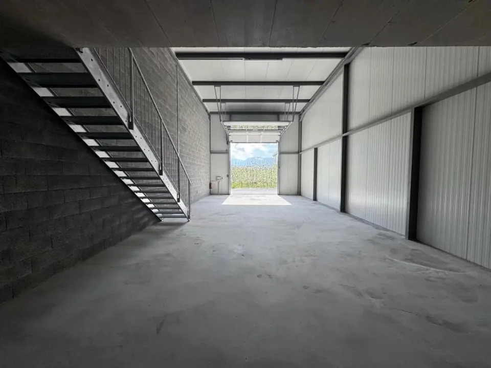 À louer ? Boxes de stockage modulables avec mezzanine | Saxon ? Accès direct A9