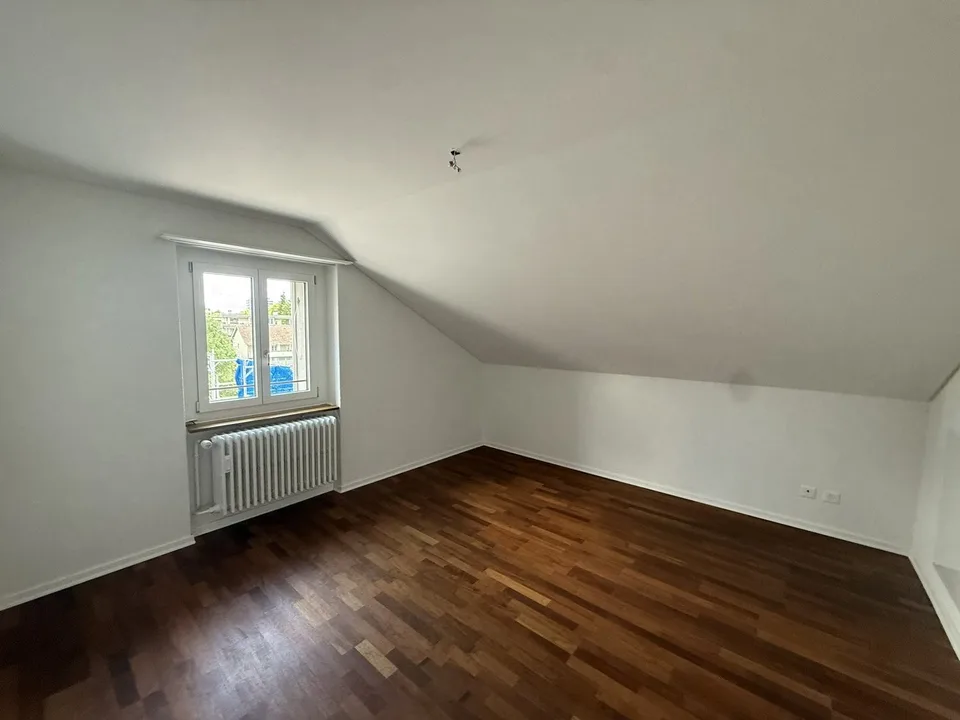 Charmante 3-Zimmerwohnung im Dachgeschoss