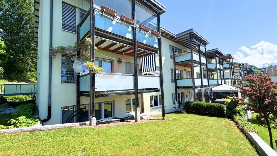 Wohnen über dem Vierwaldstättersee - 3 Zimmer Wohnung mit freier Küchengestaltung